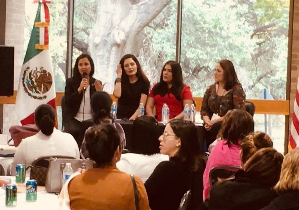 Larissa Dávila participa en 3era Conferencia Anual de Mujeres organizada por el Consulado General de México en Austin